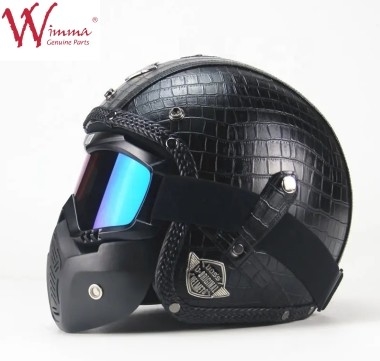 Casco de motocicleta de cara completa Imitación de piel de cocodrilo Retro con anteojos extraíbles